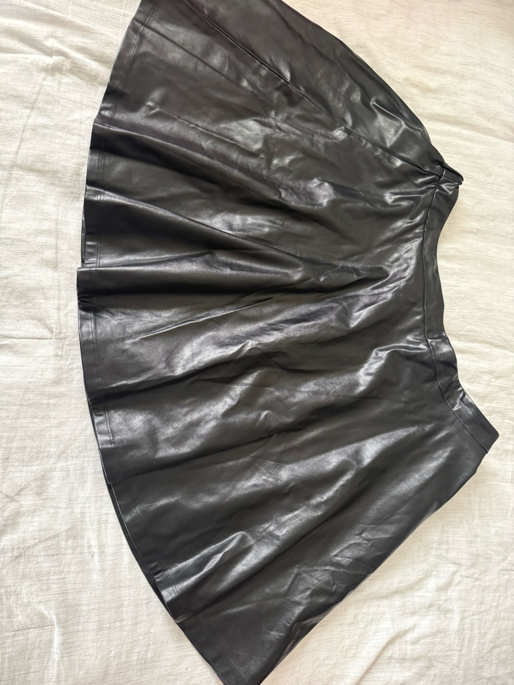 Classic Black Faux Leather Mini Skirt - Picture 3 of 4